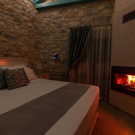 Olea Hotel Pyrgos Dirou Bilik gambar
