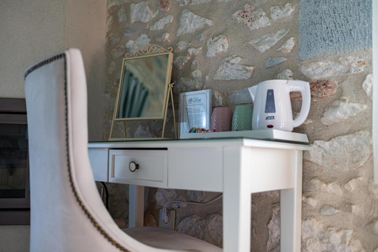 Olea Hotel Pyrgos Dirou Luaran gambar